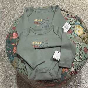 Baby Gap Hello Fall Baby Bodysuit Set 0-3 months